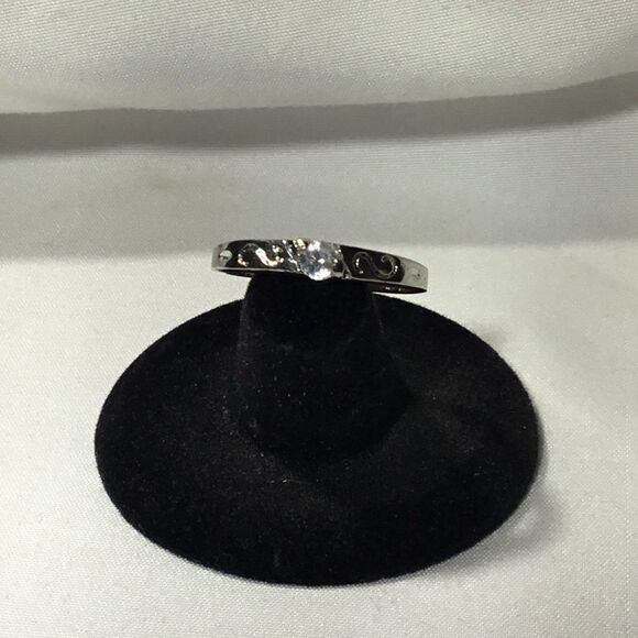 1/4 ct. Engraved Wedding Band (G2) - Picture 2 of 5